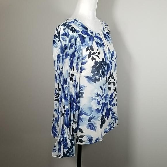 Talbots Women's Blouse Size S Floral Print Lined Ruffled Cuff - Picture 4 of 7